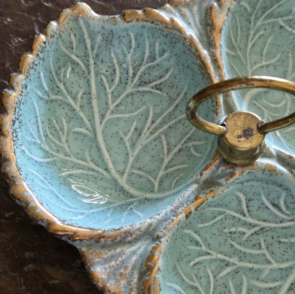 Vtg MCM California USA Pottery Divided Leaf Nut Dish Turquoise Aqua Gold Accents